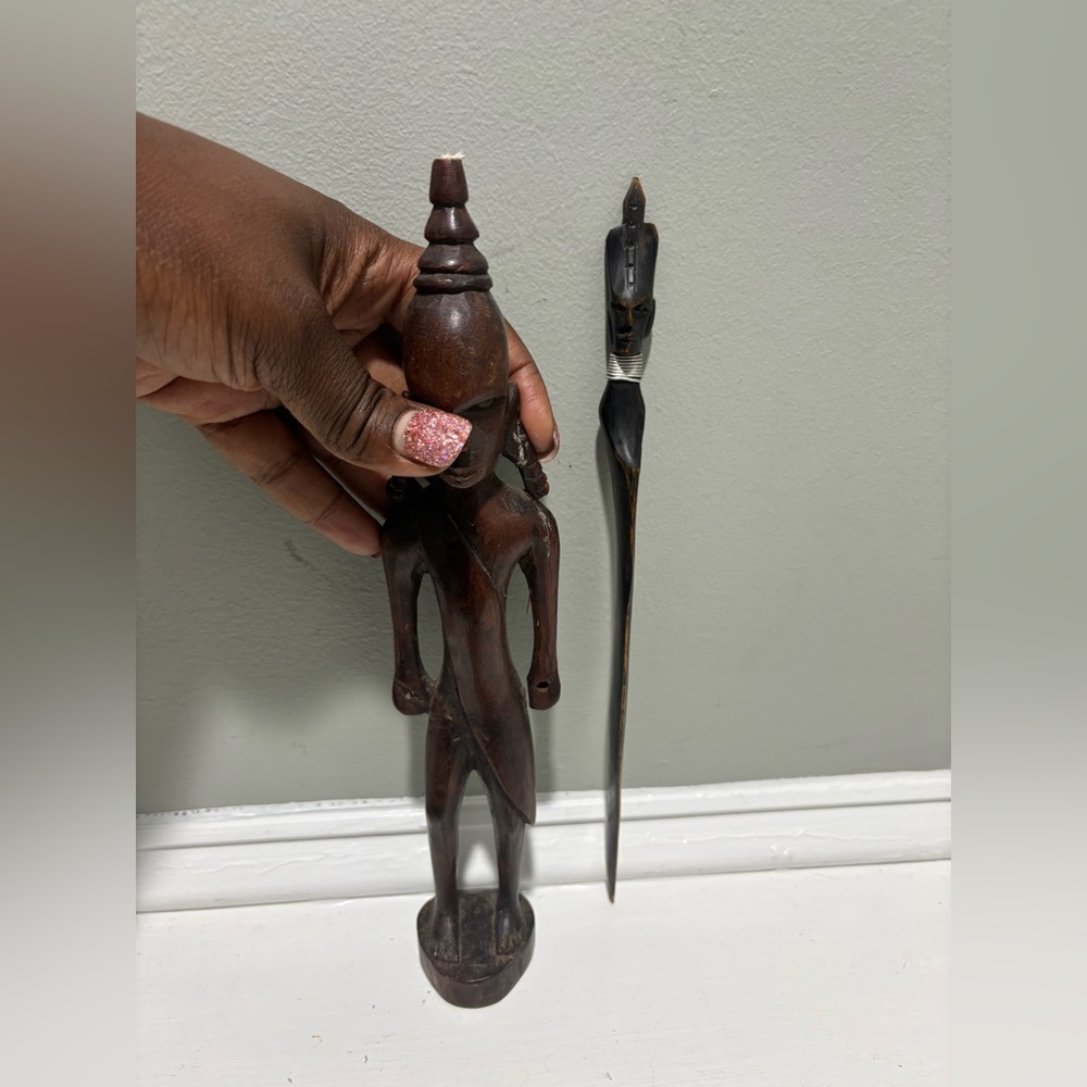 VTG Ugandan 1976 Hand Carved Wooden Maasai Warrior Figurine - Picture 2 of 16